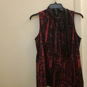 Worthington zip-up side bow sleeveless blouse